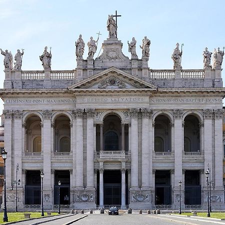 Stans Dolce Lusso Basilica San Giovanni Rome Bagian luar foto